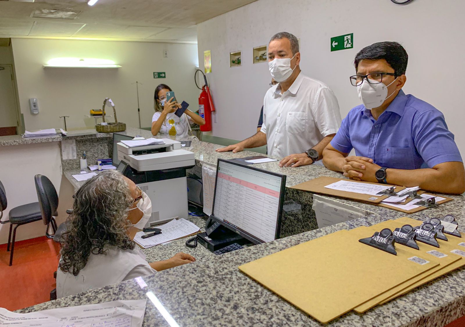 Comissão parlamentar liderada por Jenilson Leite realiza visita surpresa no Pronto Socorro de Rio Branco